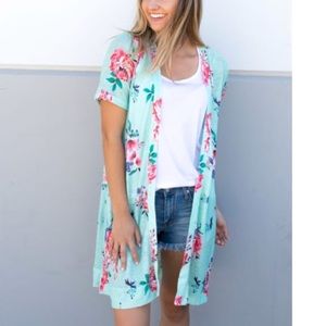 Floral print knit cardigan small
